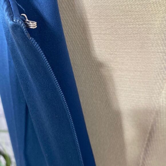 BCBGMaxazria Womens Jeweled Cut Out Ruffle Sleeveless Cocktail Dress Blue 2 - Picture 8 of 16